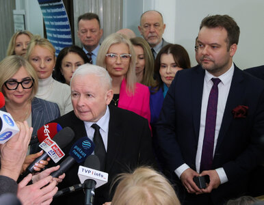 Miniatura: Pilna narada PiS. Grupa polityków...