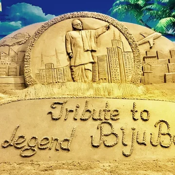 Rzeźby autorstwa Sudarsana Pattnaika 