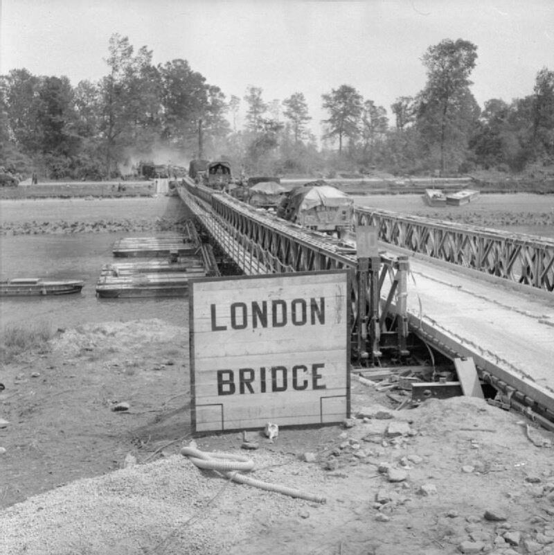 London Bridge (Most Londyński). Takim mianem został ochrzczony prowizoryczny most wykorzystywany w trakcie operacji Goodwood (18 lipca 1944). 