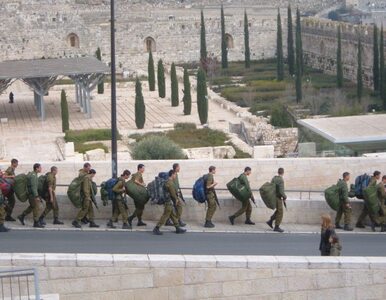 Miniatura: 126 izraelskich żołnierzy popełniło...