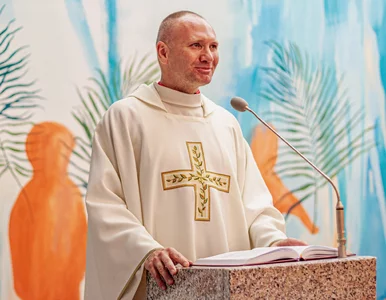 Miniatura: Znany duchowny złożył rezygnację, przyznał...