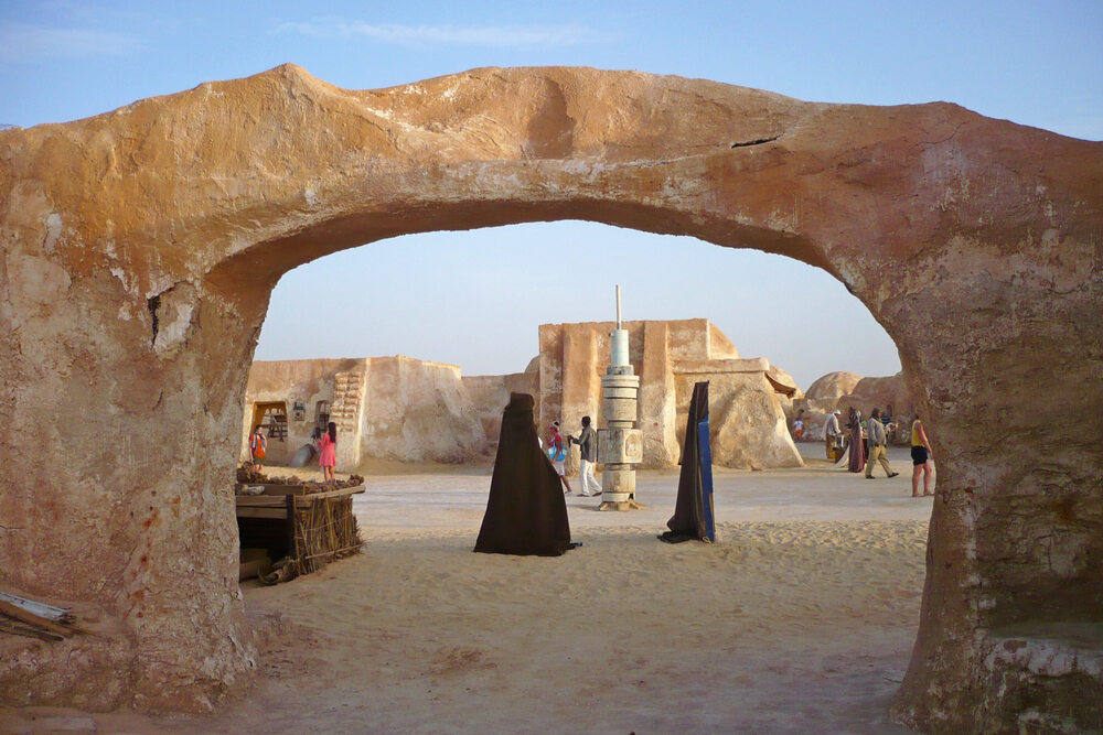 Tunezja. Wioska imitująca krajobraz na Tatooine, opuszczona po nakręceniu „Gwiezdnych Wojen” 