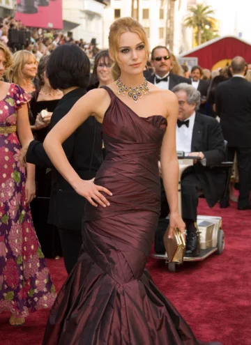 Keira Knightley podczas 78. ceremonii rozdania Oscarów w 2006 roku 