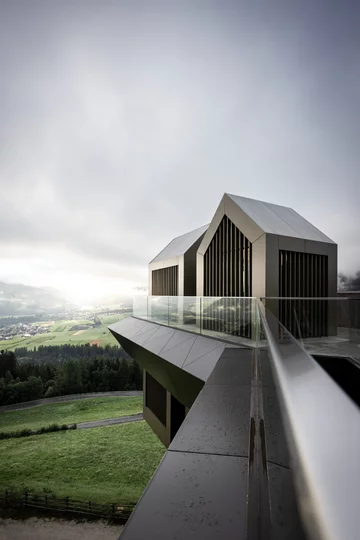 Hub of huts. proj. noa* network of architecture 