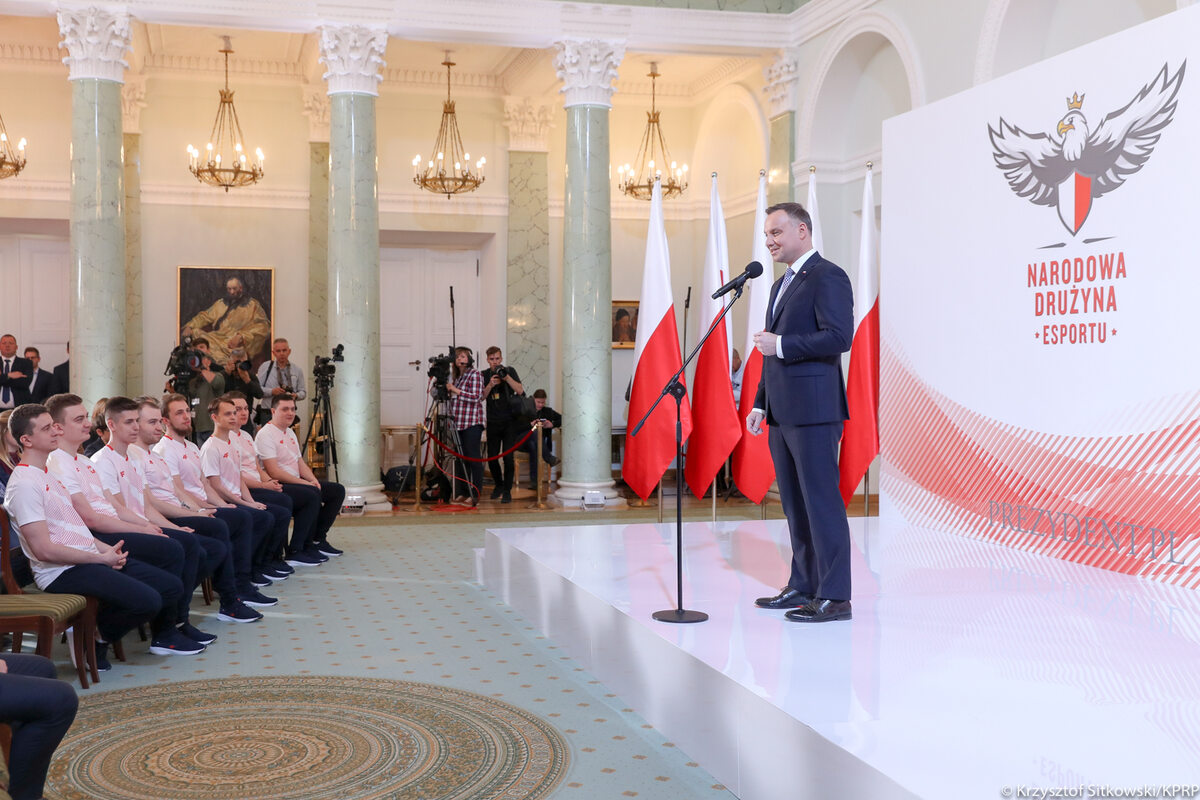 Andrzej Duda na spotkaniu z Narodową Drużyną Esportu 