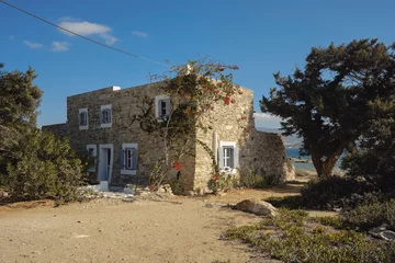 Dawna tłocznia wina nad samym morzem na Antiparos, projekt ARP 