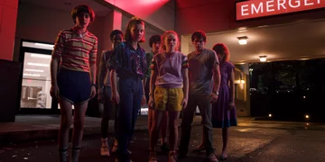 Kadr z trzeciego sezonu serialu „Stranger Things” 