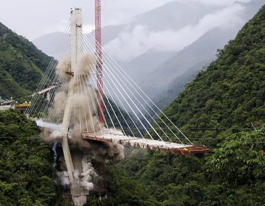 Miniatura: W Kolumbii wysadzono w powietrze most...