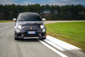 Abarth 695 Esseesse 