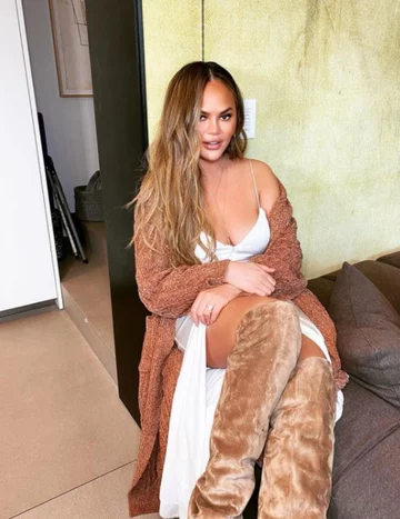 Chrissy Teigen 