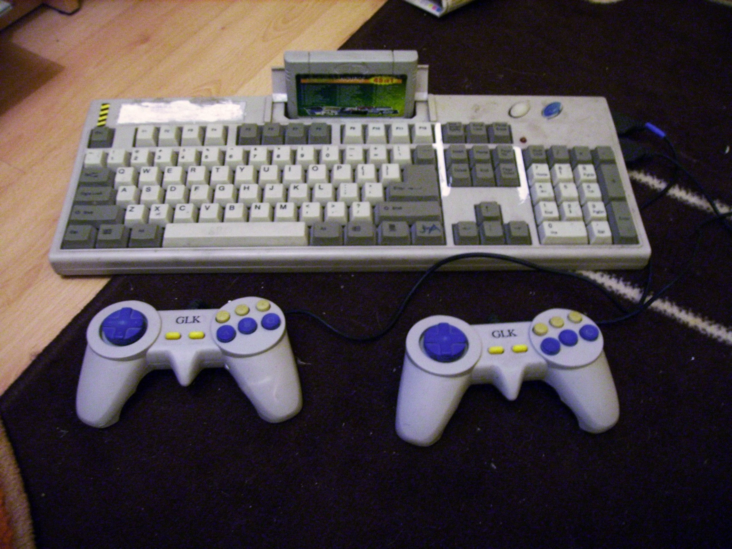 PRL-owska konsola do gier nazywała się: