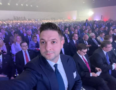 Miniatura: Co robi Zygmunt Stary, gdy patrzy na...