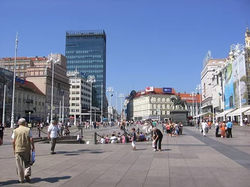 To trzynasta pod względem liczby ludności europejska stolica. Jak się nazywa?