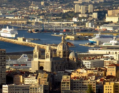 Miniatura: Zawalił się budynek w Marsylii. Pod...