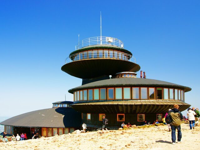 Pytanie na&nbsp;rozgrzewkę. Ten budynek znajduje się: