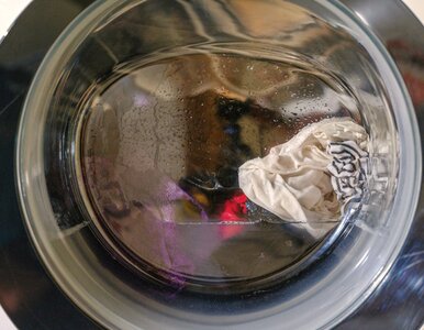 Miniatura: Najgorszy program w pralce. Pożera wodę,...