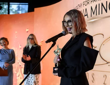 Miniatura: Ewa Minge: Najważniejsze jest być obok...