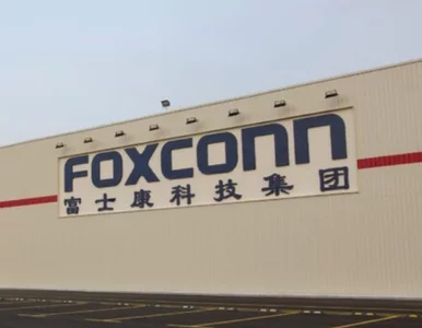 Miniatura: Foxconn wznawia produkcję iPhone'ów po...