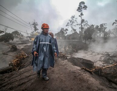 Gigantyczna erupcja wulkanu w Indonezji. Ewakuowano tysiące osób