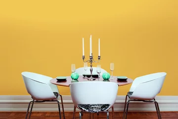 Żółty we wnętrzach 