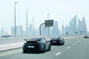 Hybyrydowe Porsche 911
