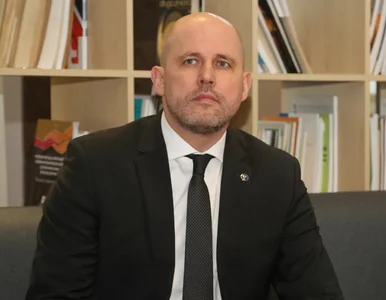 Miniatura: Tajemniczy transfer danych na telefon...