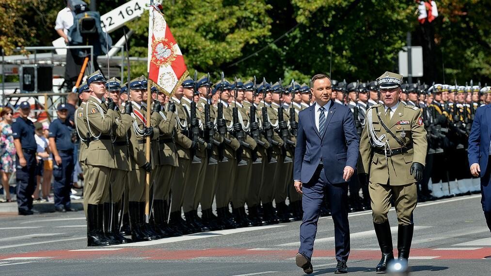 Defilada z okazji Święta Wojska Polskiego 