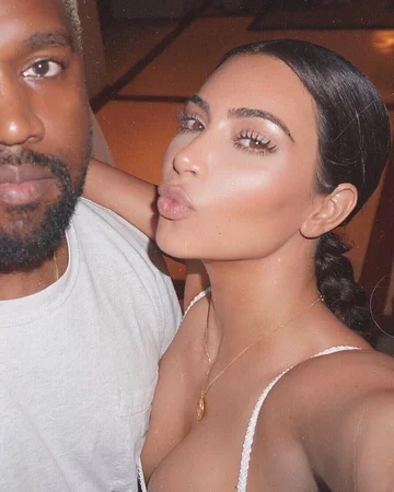 Kim Kardashian i Kanye West 