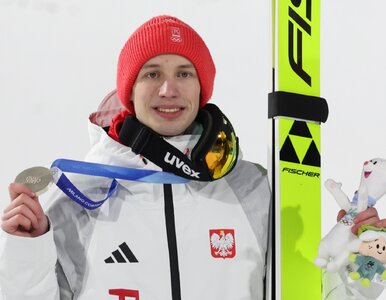 Miniatura: Kacper Tomasiak z medalem olimpijskim na...