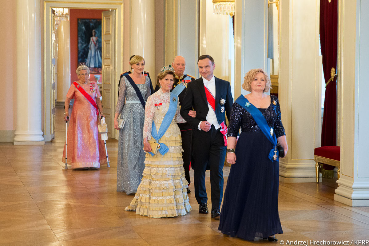Uroczysta kolacja wydana w Pałacu Królewskim przez Króla Haralda V i Królową Sonję (Oslo, 23 maja 2016 r.) 
