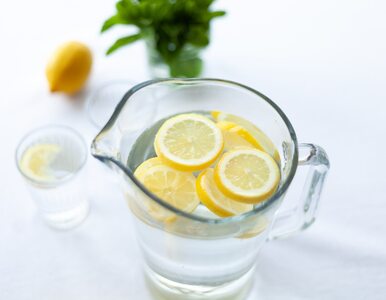 Miniatura: Fenomenalne korzyści picia wody z cytryną....