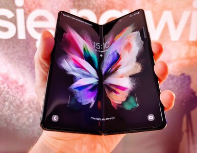 Miniatura: Samsung Galaxy Z Fold3 5G. Przyjrzyj się...