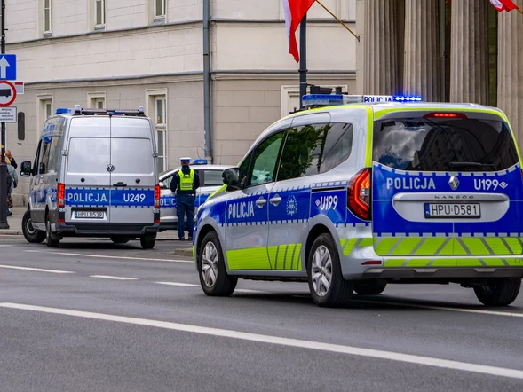 Miniatura: Ataki w polskich szkołach. Generał...
