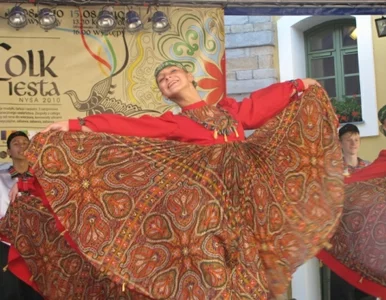Miniatura: Folklor nie tylko z Europy. Do Nysy...