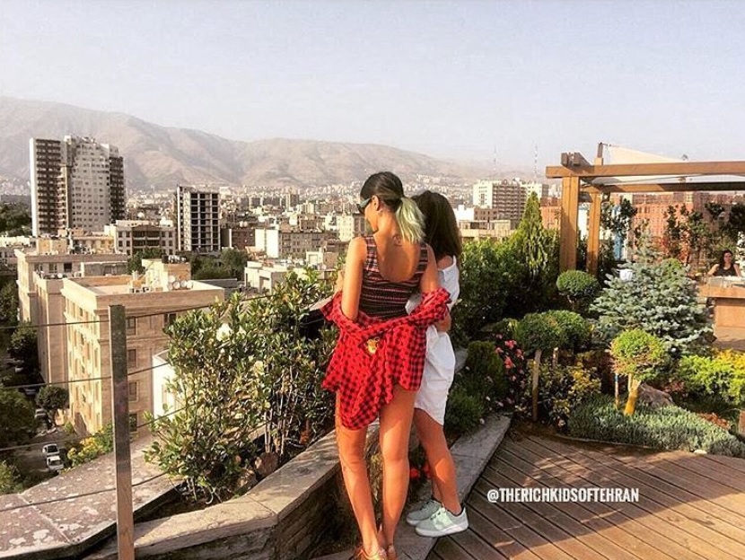 Zdjęcia zamieszczone na Instagramie "Rich Kids of Teheran" 