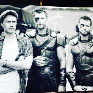 Chris Hemsworth (Thor) i jego dubler Bobby Holland 