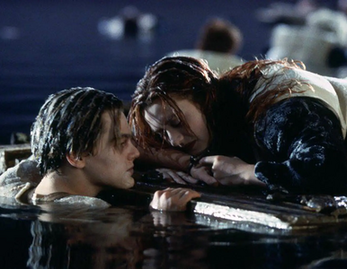 Czy Jack z filmu „Titanic” mógł przeżyć? Cameron udostępnił nagrania z...
