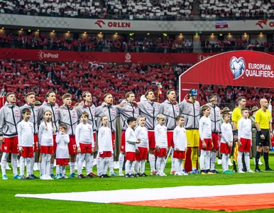 Miniatura: Skandal podczas hymnów na PGE Narodowym....