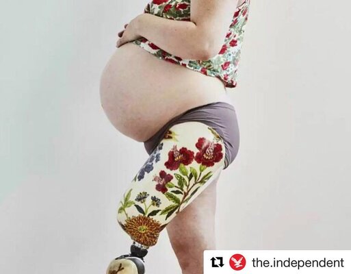 Miniatura: Sesja fotograficzna ciężarnej Christy...