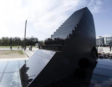 Miniatura: Groził detonacją na pomniku smoleńskim....