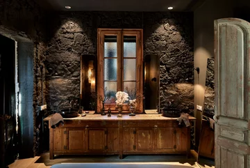 Stuletni dom w Hiszpanii, projekt wnętrz Marta Castellano-Mas 