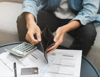 Miniatura: Miało być 5070 zł brutto. Co dalej z...