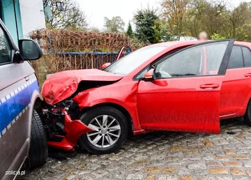 27-latek zatrzymany przez policję. Staranował radiowóz 