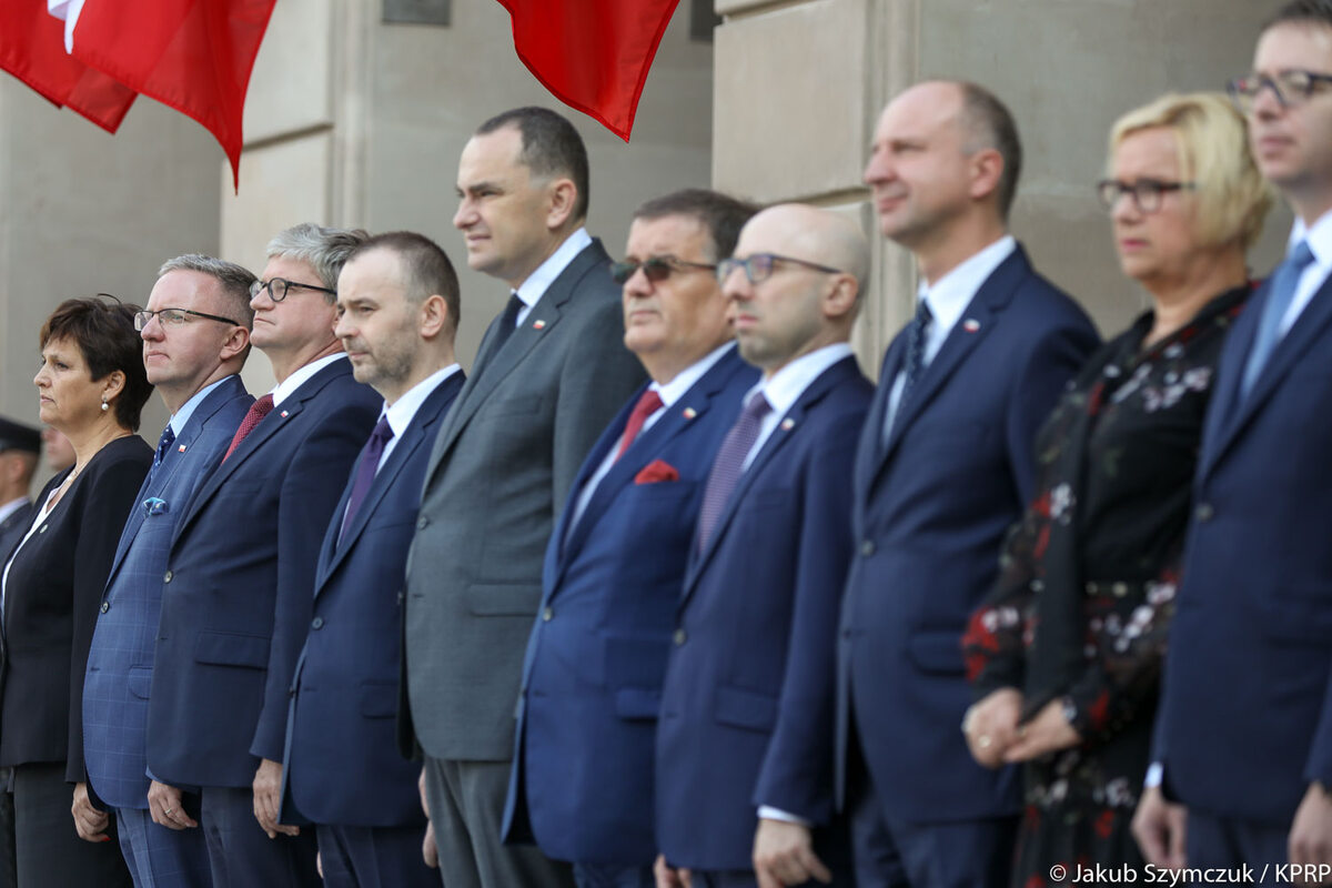 Nominacje generalskie przed Pałacem Prezydenckim 