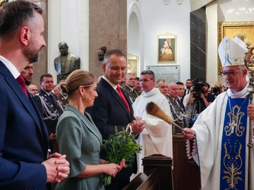 Para prezydencka podczas obchodów 15 sierpnia 