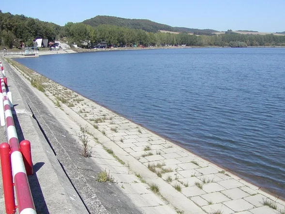 Miniatura: Kiedyś był hostel, imprezy i kino, dziś...