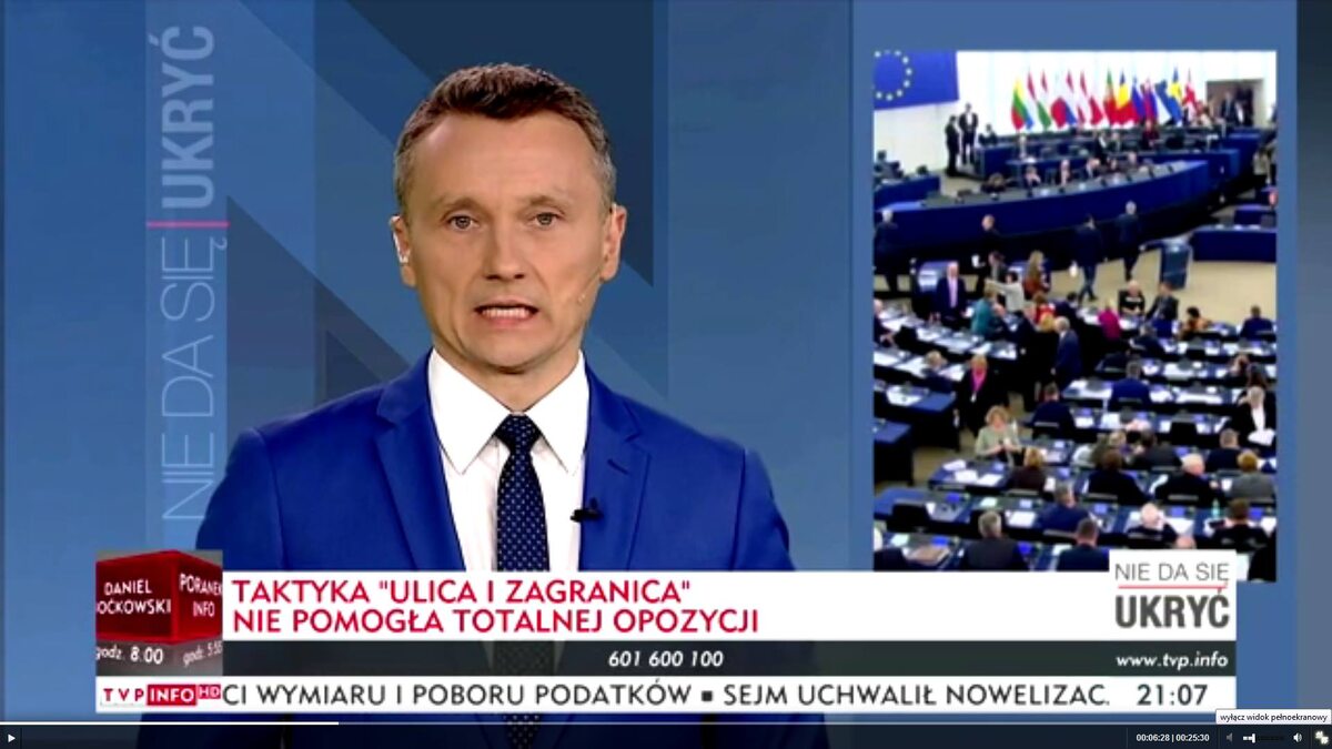 Paski informacyjne w TVP Info 