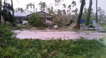 Zniszczenia po cyklonie Gita 