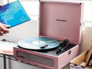 Gramofon walizkowy Voyager, Croesley