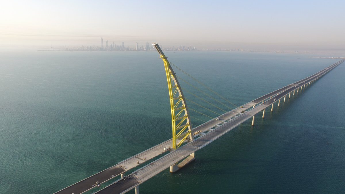 Najdłuższy most świata Najdłuższy most świata w Zatoce Kuwejckiej